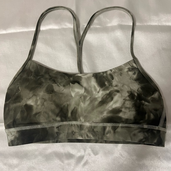 Lululemon Flow Y Bra Top Size 4 Camo Colour - Picture 2 of 5